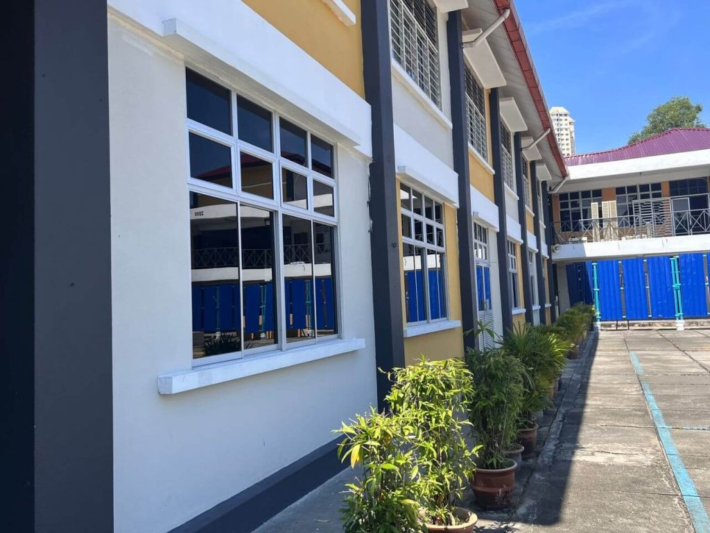 c6e9474f-642f-452f-abf8-9e7e4aae1d8a_11zon - TINTED RUMAH BANGUNAN PEJABAT MANFAAT PASANG TINTED SEKOLAH CERMIN TINGKAP BANDAR BARU BANGI