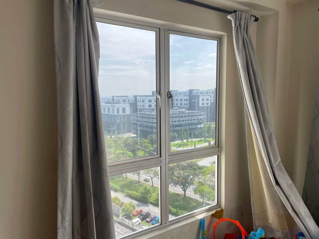 TINTED PEJABAT CERMIN TINGKAP TANJONG KARANG