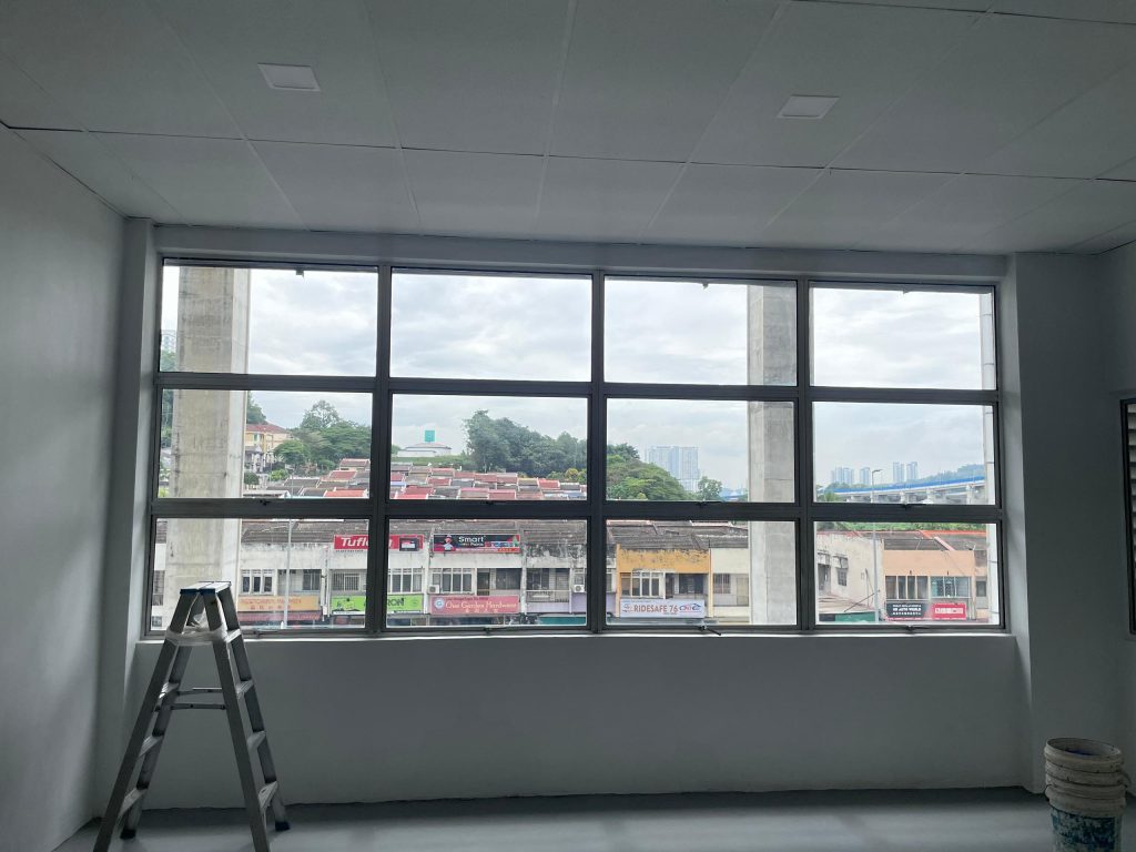 e71659c3-68ba-45a2-929a-3e157bc62448 1 - TINTED RUMAH BANGUNAN PEJABAT TINTED TINGKAP SUBANG JAYA