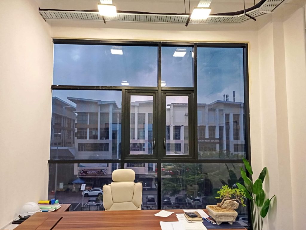 PILIHAN TERBAIK TINTED PEJABAT CERMIN TINGKAP KAJANG