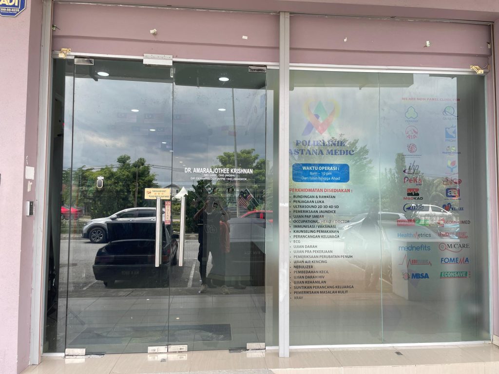 TINTED RUMAH CERMIN TINGKAP SUBANG BESTARI