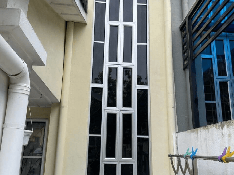 rumah 581 - TINTED RUMAH BANGUNAN PEJABAT PERBEZAAN ANTARA TINTED TINGKAP KUNDANG DENGAN FILEM BIASA