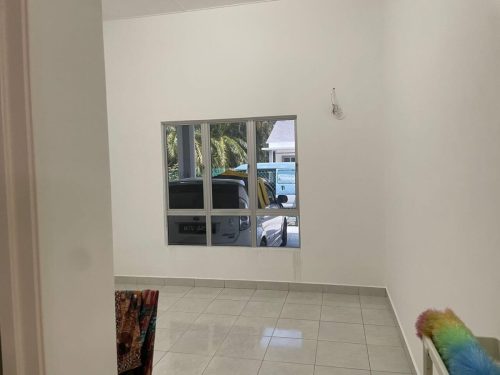 TINTED RUMAH BANGUNAN PEJABAT SEMENYIH 