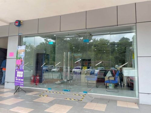 TINTED RUMAH BANGUNAN PEJABAT PUTRA HEIGHTS