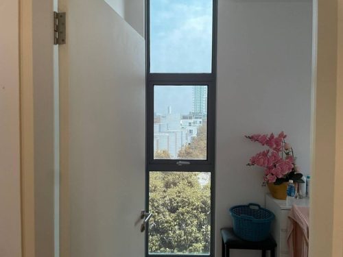 TINTED RUMAH BANGUNAN PEJABAT SELAYANG 