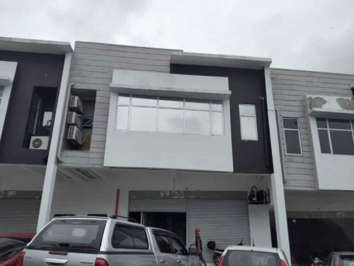 TINTED RUMAH BANGUNAN PEJABAT KELANA JAYA 