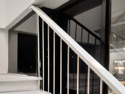 TINTED RUMAH BANGUNAN PEJABAT TANJONG KARANG 