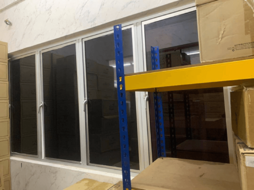 TINTED RUMAH BANGUNAN PEJABAT KAJANG 