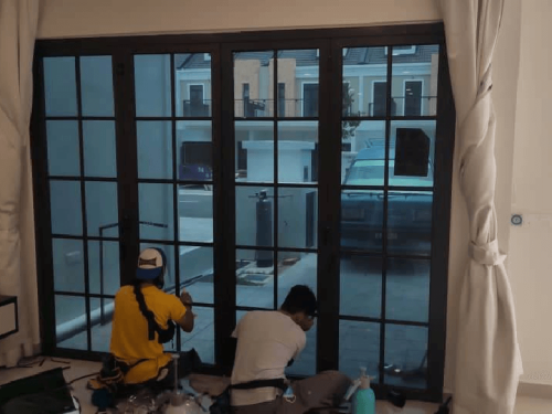 TINTED RUMAH BANGUNAN PEJABAT USJ HEIGHTS 