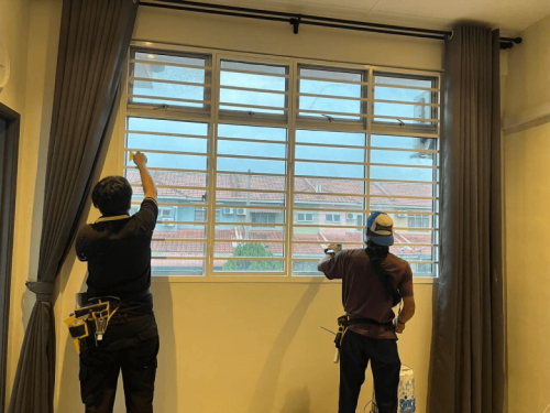 TINTED RUMAH BANGUNAN PEJABAT USJ HEIGHTS 
