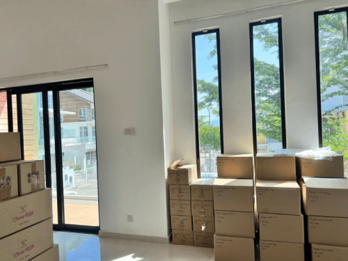 TINTED RUMAH BANGUNAN PEJABAT BUKIT BERUNTUNG