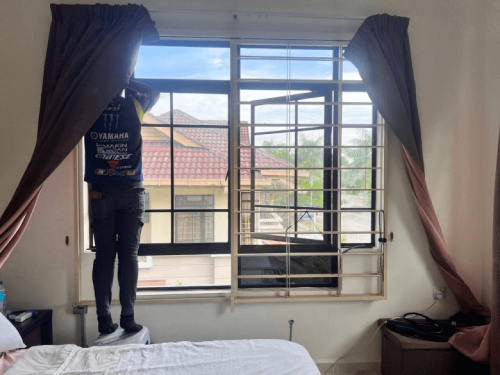 TINTED RUMAH BANGUNAN PEJABAT SUBANG JAYA 