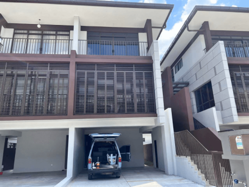 TINTED RUMAH BANGUNAN PEJABAT SHAH ALAM