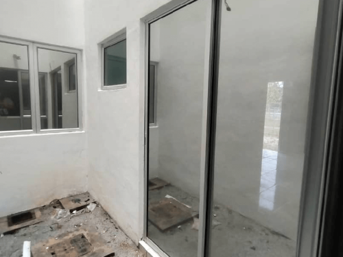 TINTED RUMAH BANGUNAN PEJABAT DAMANSARA KIM 