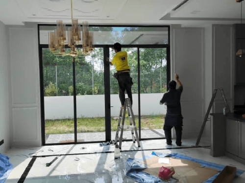 TINTED RUMAH BANGUNAN PEJABAT DENAI ALAM