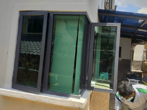 TINTED RUMAH BANGUNAN PEJABAT DENGKIL