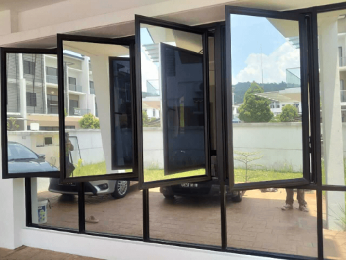TINTED RUMAH BANGUNAN PEJABAT GLENMARIE