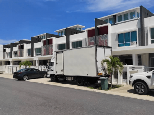 TINTED RUMAH BANGUNAN PEJABAT GOMBAK 