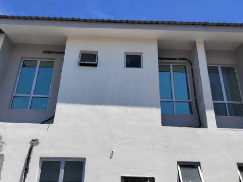 TINTED RUMAH BANGUNAN PEJABAT GOMBAK 