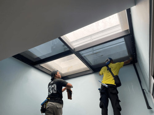 TINTED RUMAH BANGUNAN PEJABAT BERANANG 