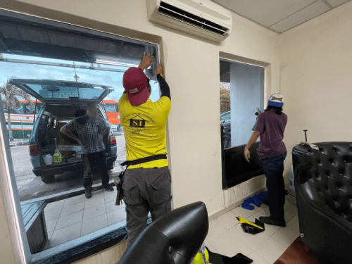 TINTED RUMAH BANGUNAN PEJABAT SUBANG BESTARI