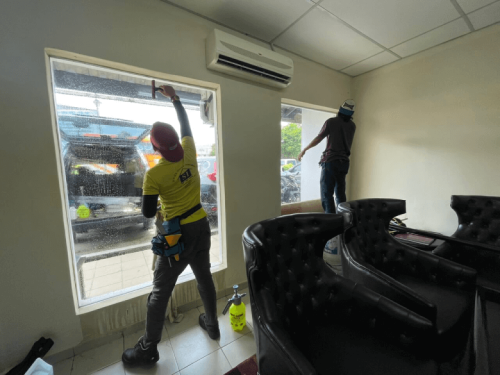 TINTED RUMAH BANGUNAN PEJABAT SUBANG BESTARI