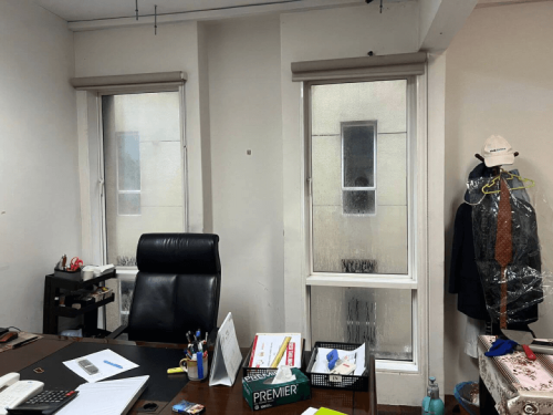TINTED RUMAH BANGUNAN PEJABAT SERI KEMBANGAN