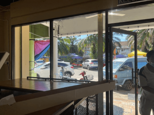 TINTED RUMAH BANGUNAN PEJABAT SETIA ALAM