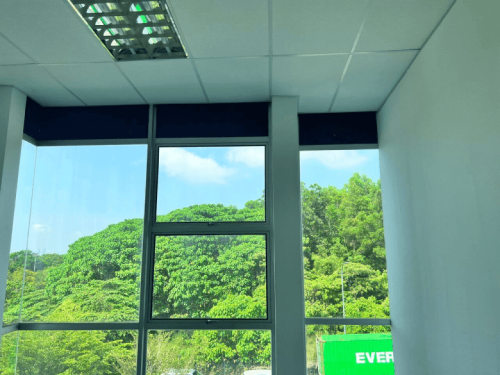 TINTED RUMAH BANGUNAN PEJABAT BANTING