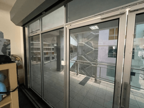 TINTED RUMAH BANGUNAN PEJABAT BANDAR UTAMA