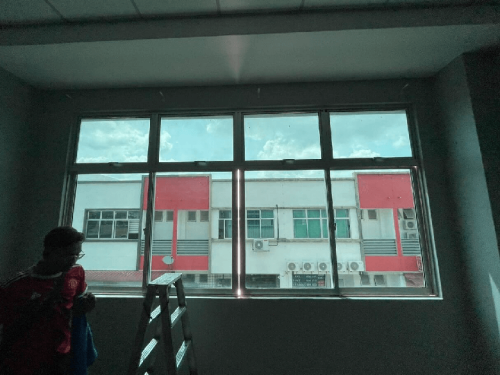 TINTED RUMAH BANGUNAN PEJABAT PORT KLANG