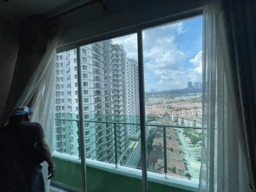 TINTED RUMAH BANGUNAN PEJABAT PORT KLANG