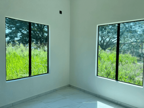 TINTED RUMAH BANGUNAN PEJABAT PETALING JAYA 