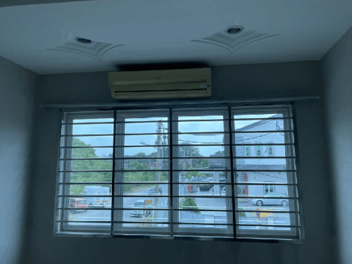 TINTED RUMAH BANGUNAN PEJABAT MUTIARA DAMANSARA 