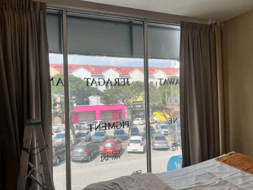 TINTED RUMAH BANGUNAN PEJABAT KUANG 