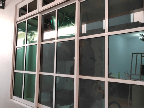 TINTED RUMAH BANGUNAN PEJABAT KOTA KEMUNING 