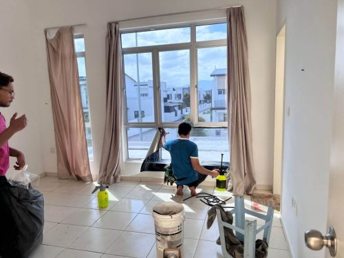 TINTED RUMAH BANGUNAN PEJABAT BANDAR RIMBAYU