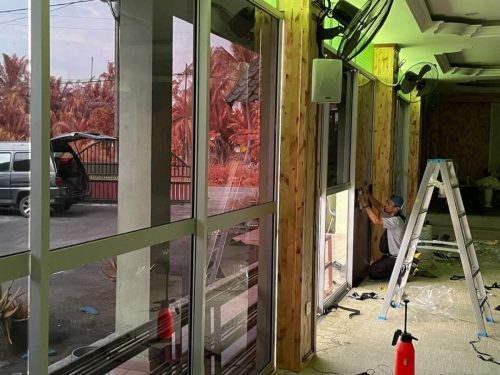 TINTED RUMAH BANGUNAN PEJABAT SELAYANG 