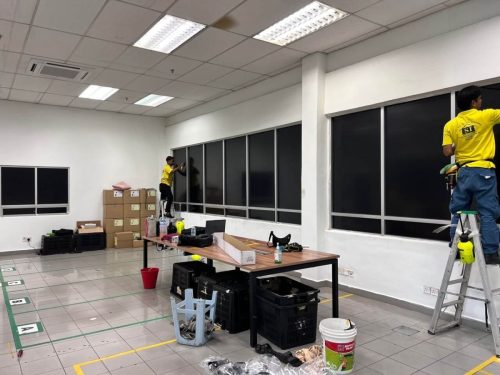 TINTED RUMAH BANGUNAN PEJABAT PUTRA HEIGHTS